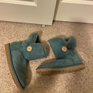 Blue short button Ugg boots